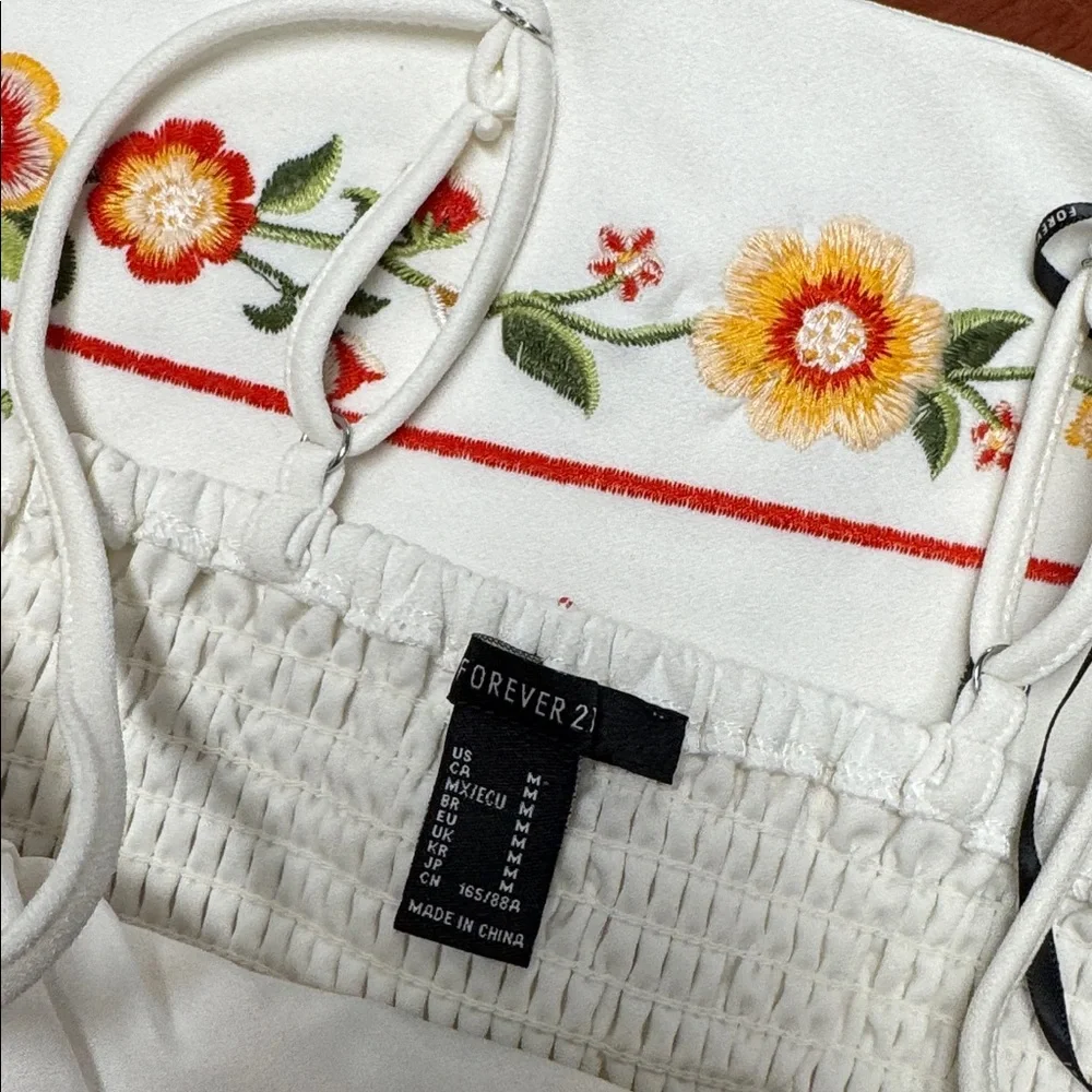 Forever 21 two piece embroidered skirt set M/L // 031219 - Picture 2 of 3